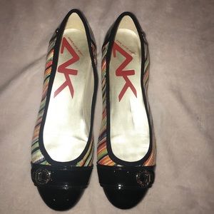 Anne Klein Sport AZAKI flat. New Size 10M Rainbow